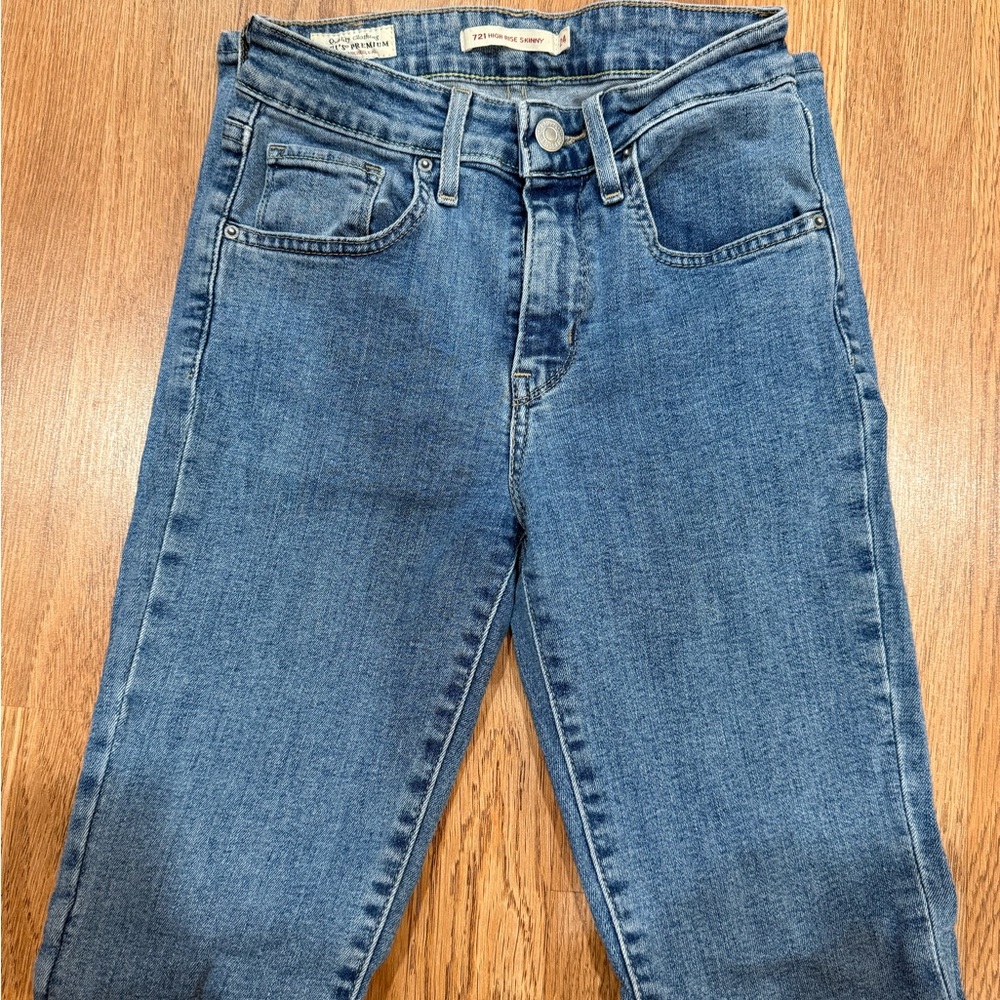 Levi's Blue Straight Leg Jeans Classic Style
